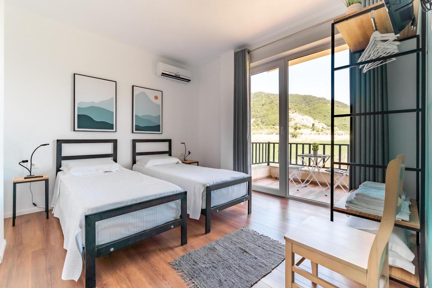 Bujtina Lumo & Pool Villa Përmet Dış mekan fotoğraf