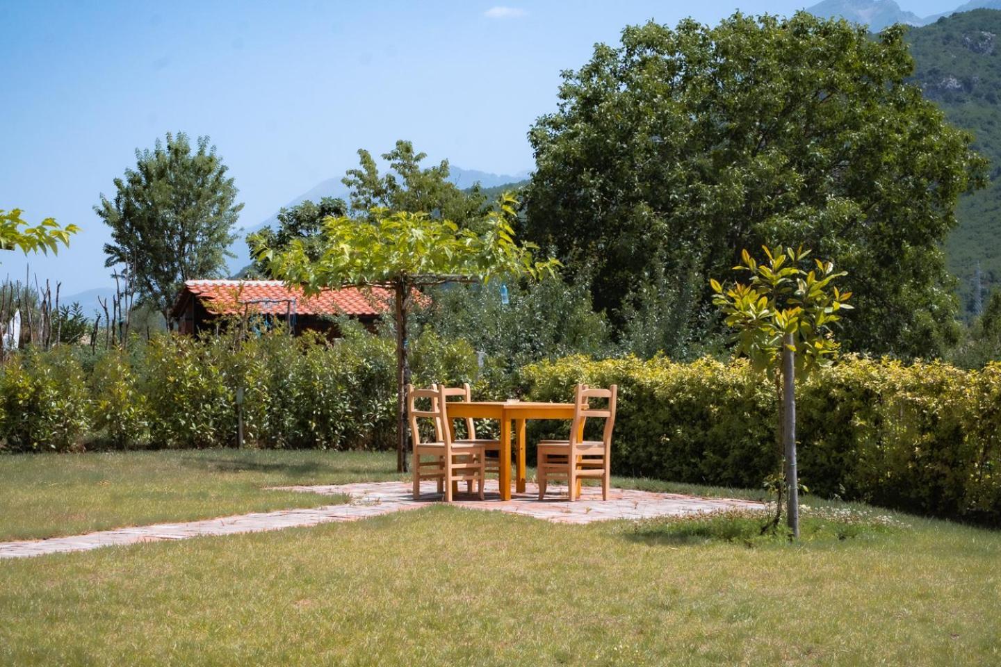 Bujtina Lumo & Pool Villa Përmet Dış mekan fotoğraf