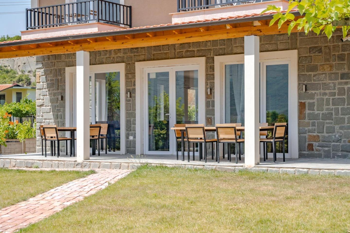 Bujtina Lumo & Pool Villa Përmet Dış mekan fotoğraf